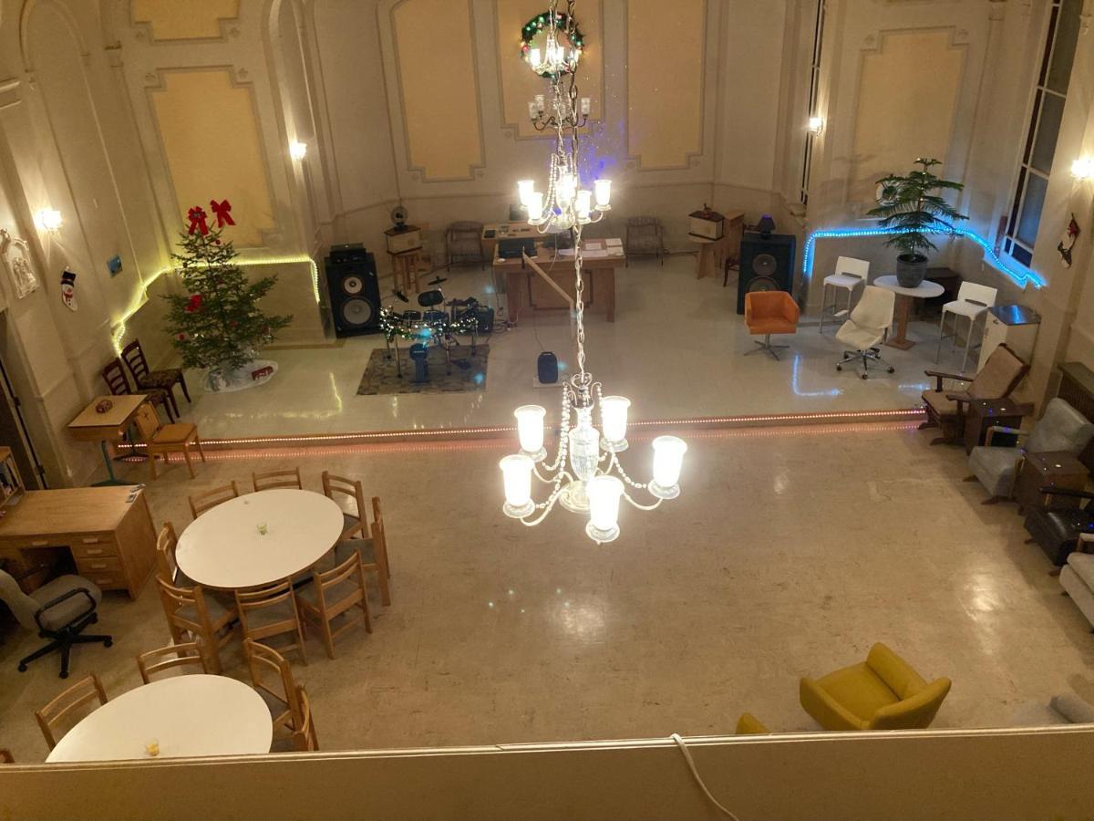 Le Couvent Appartement Sainte Anne-des-Chênes Buitenkant foto