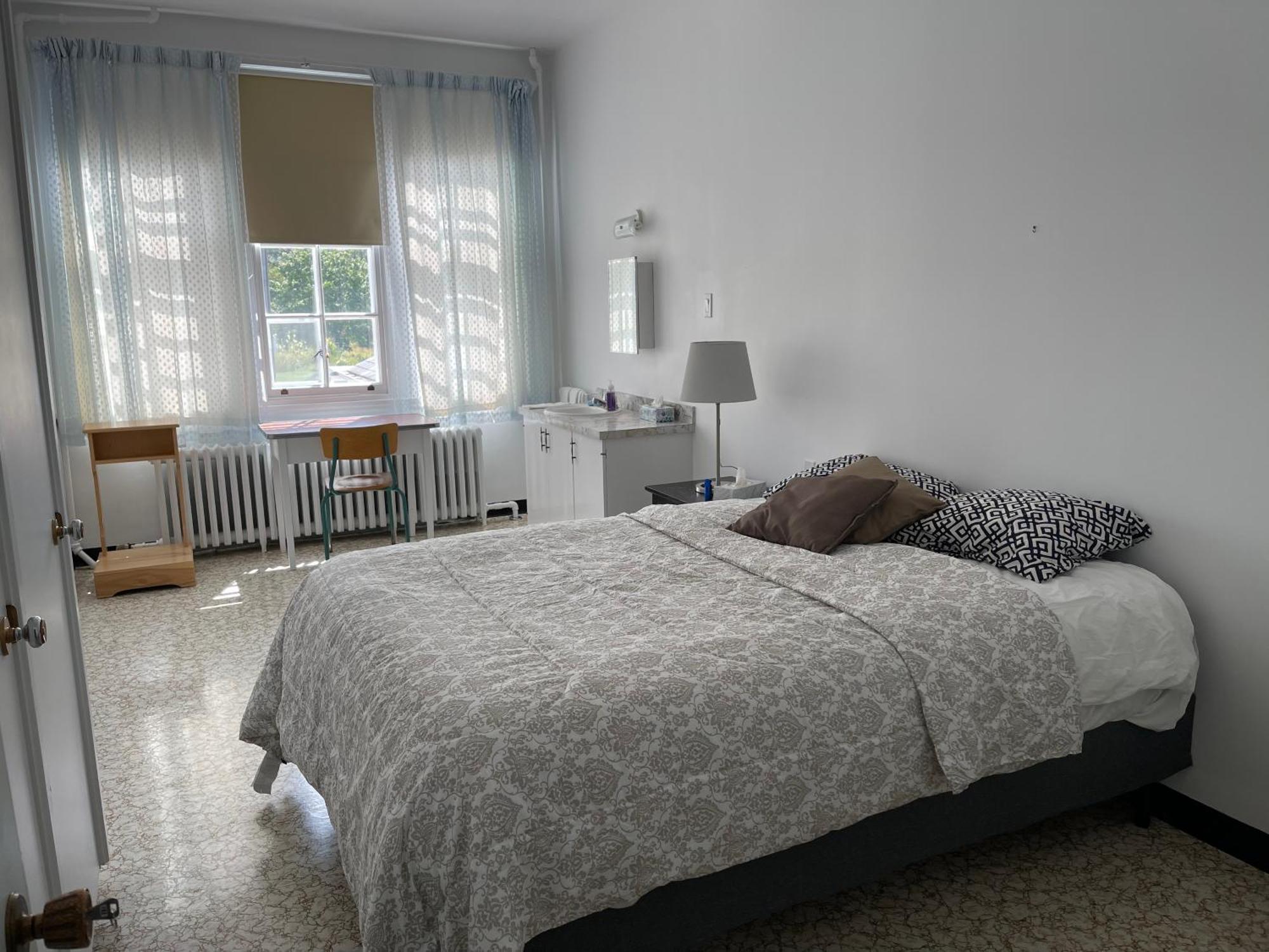 Le Couvent Appartement Sainte Anne-des-Chênes Buitenkant foto