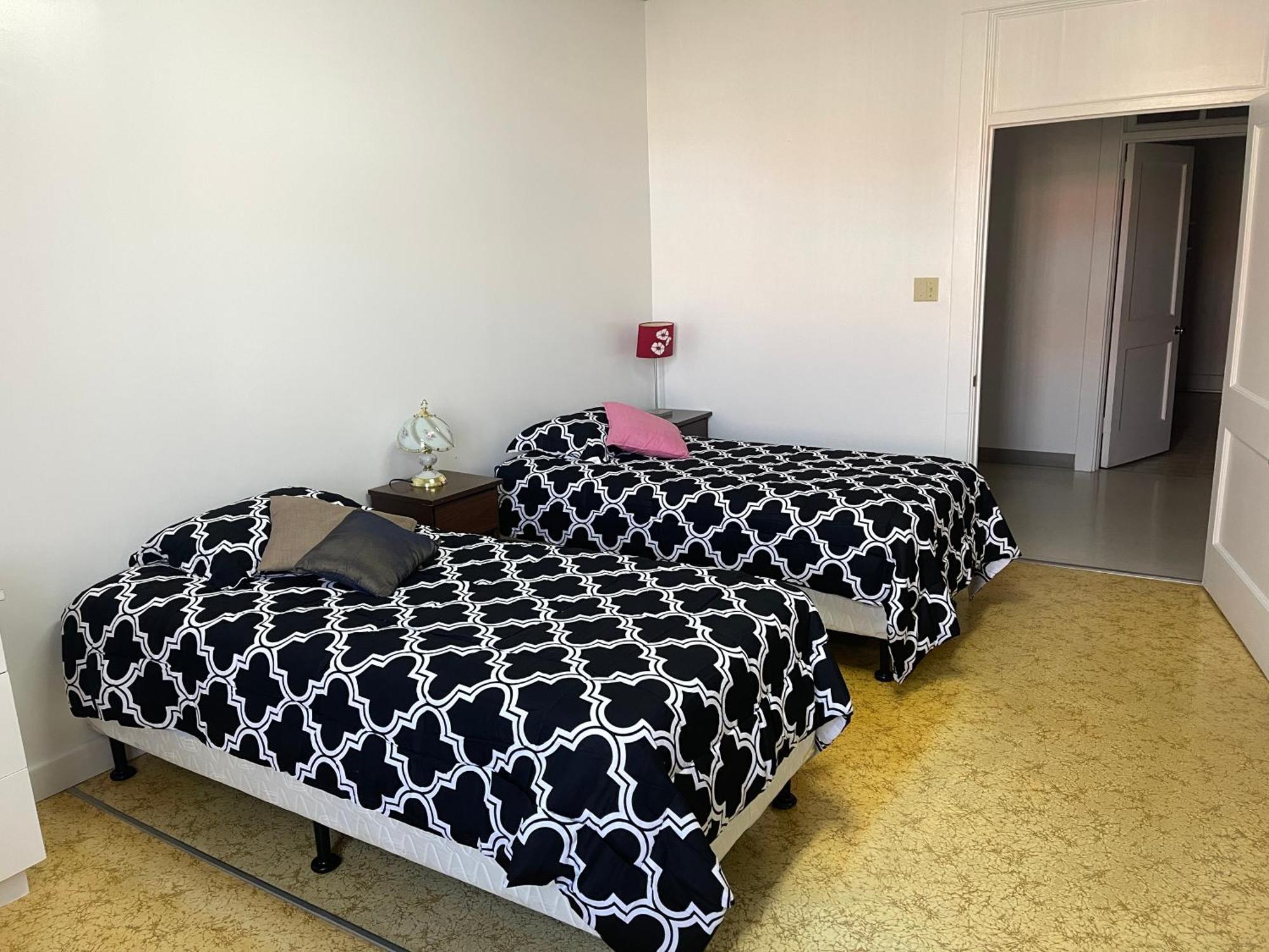 Le Couvent Appartement Sainte Anne-des-Chênes Buitenkant foto