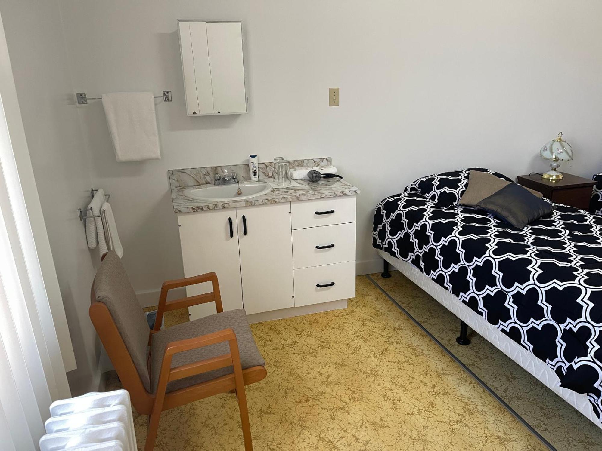 Le Couvent Appartement Sainte Anne-des-Chênes Buitenkant foto