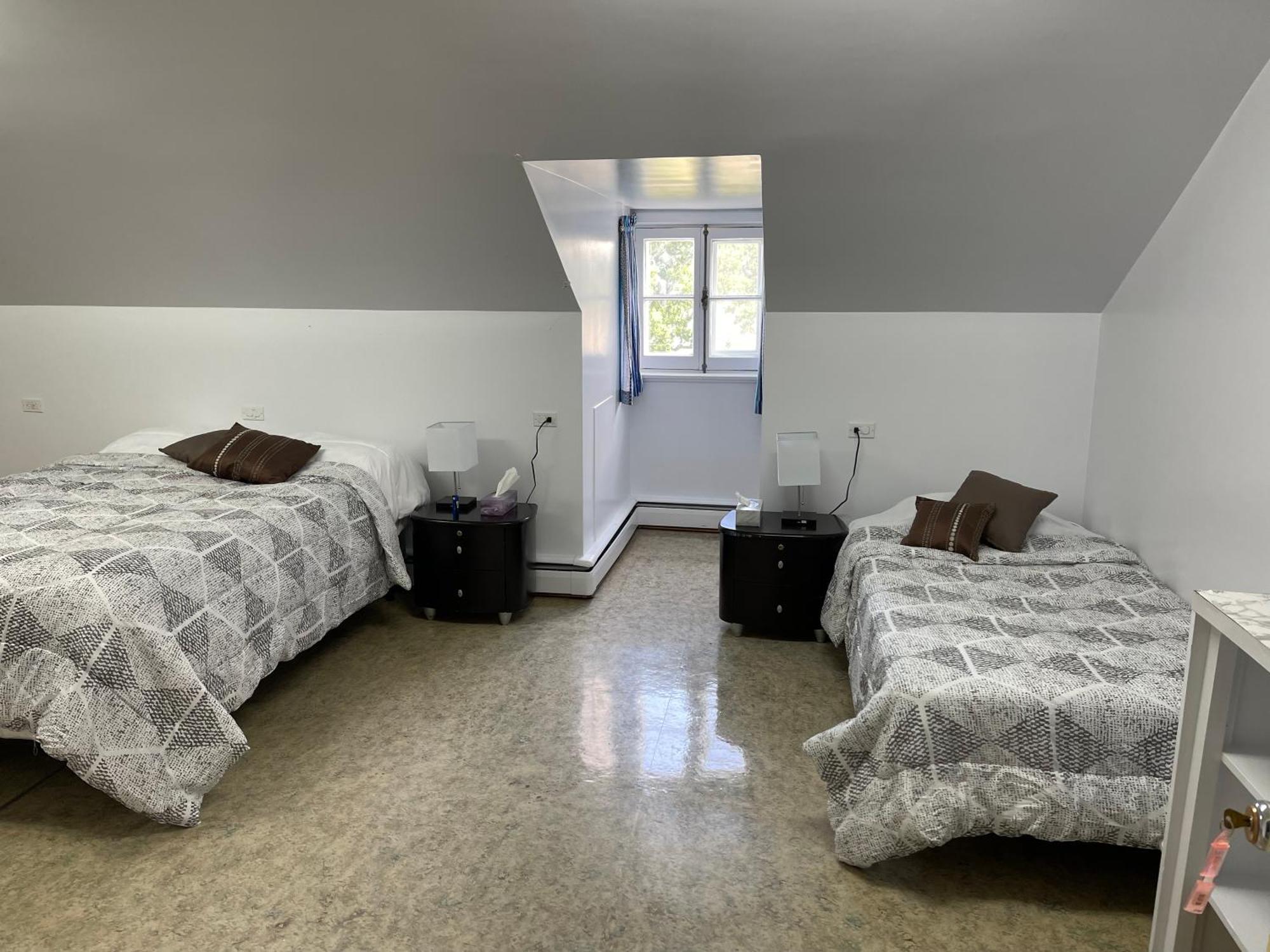 Le Couvent Appartement Sainte Anne-des-Chênes Buitenkant foto