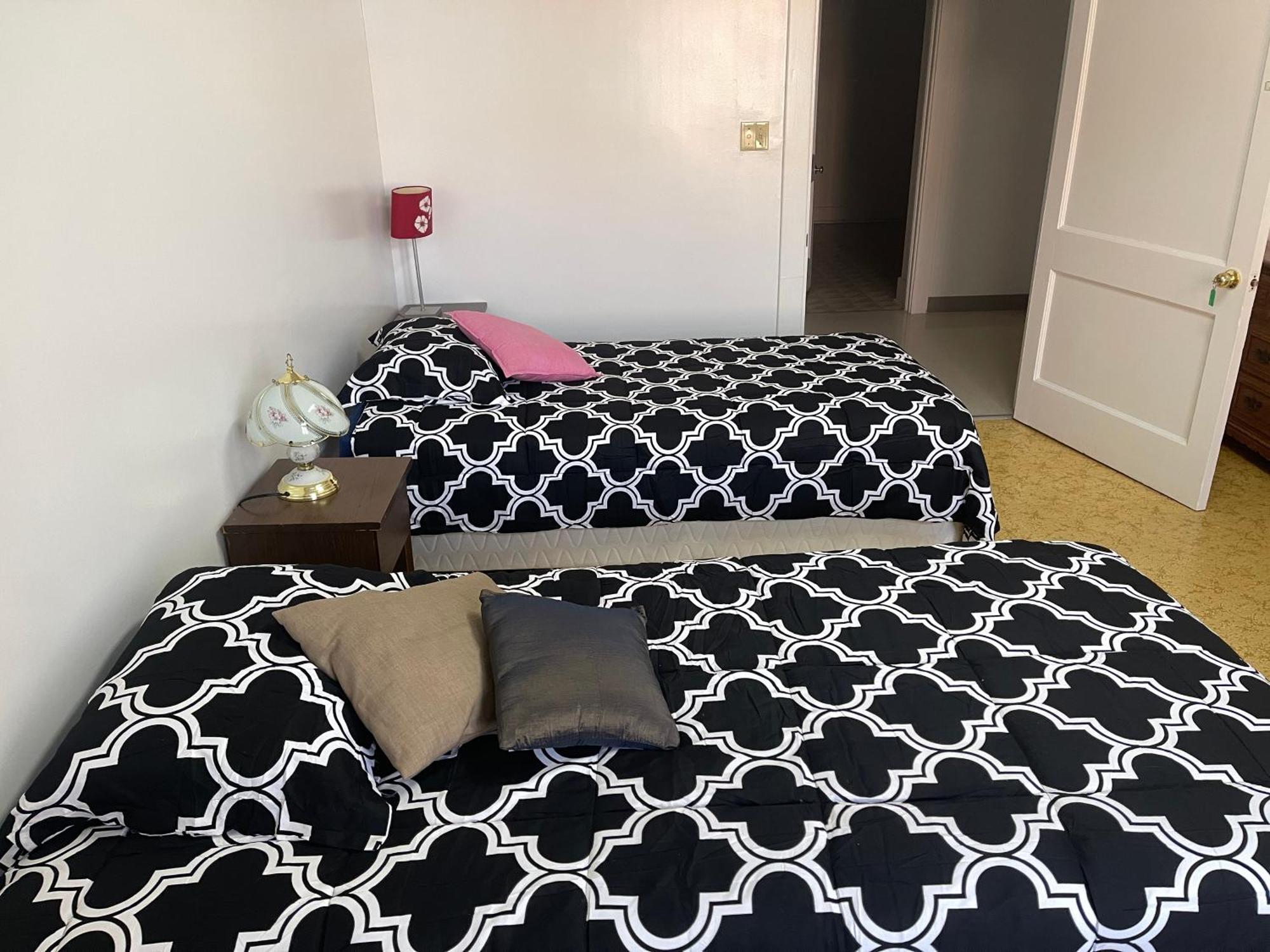 Le Couvent Appartement Sainte Anne-des-Chênes Buitenkant foto